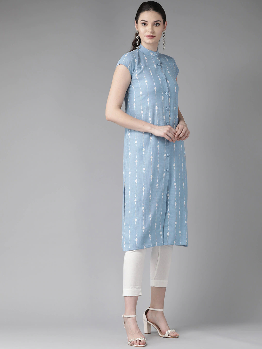 Light blue kurta with white patterns