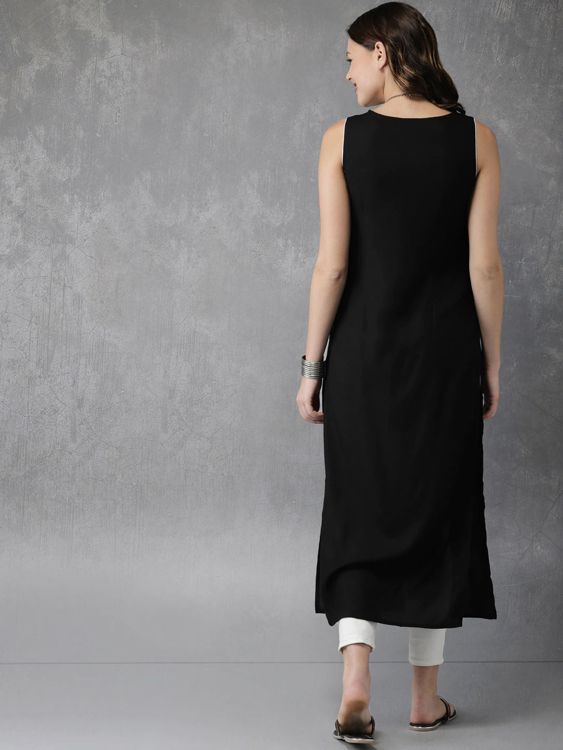 Black Printed Cotton Kurta for Women - Image 2