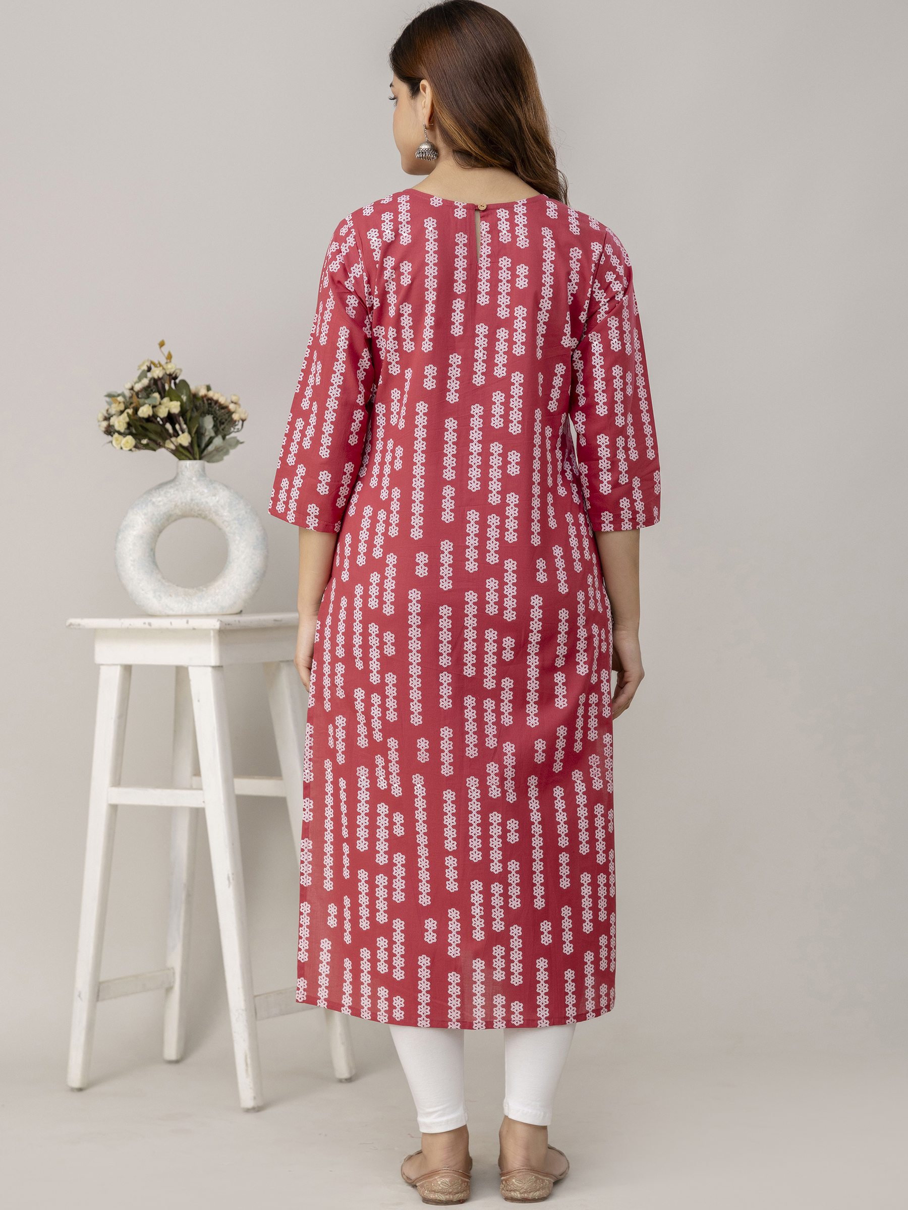 Red Printed Cotton Kurta for Women - Image 2